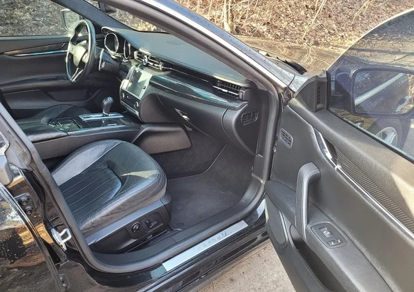 Maserati Quattroporte cena 132000 przebieg: 125000, rok produkcji 2013 z Bydgoszcz małe 667